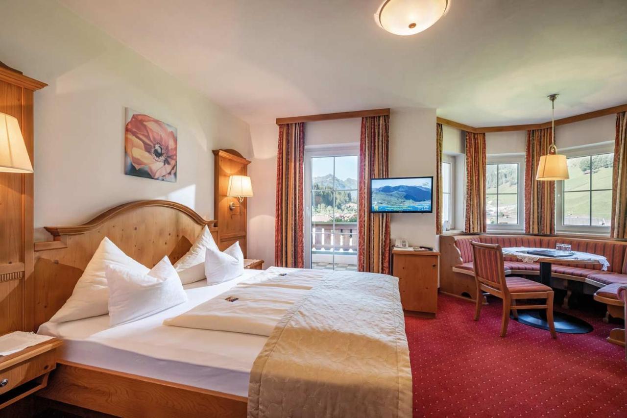 Hotel Maria Theresia 겔로스 외부 사진