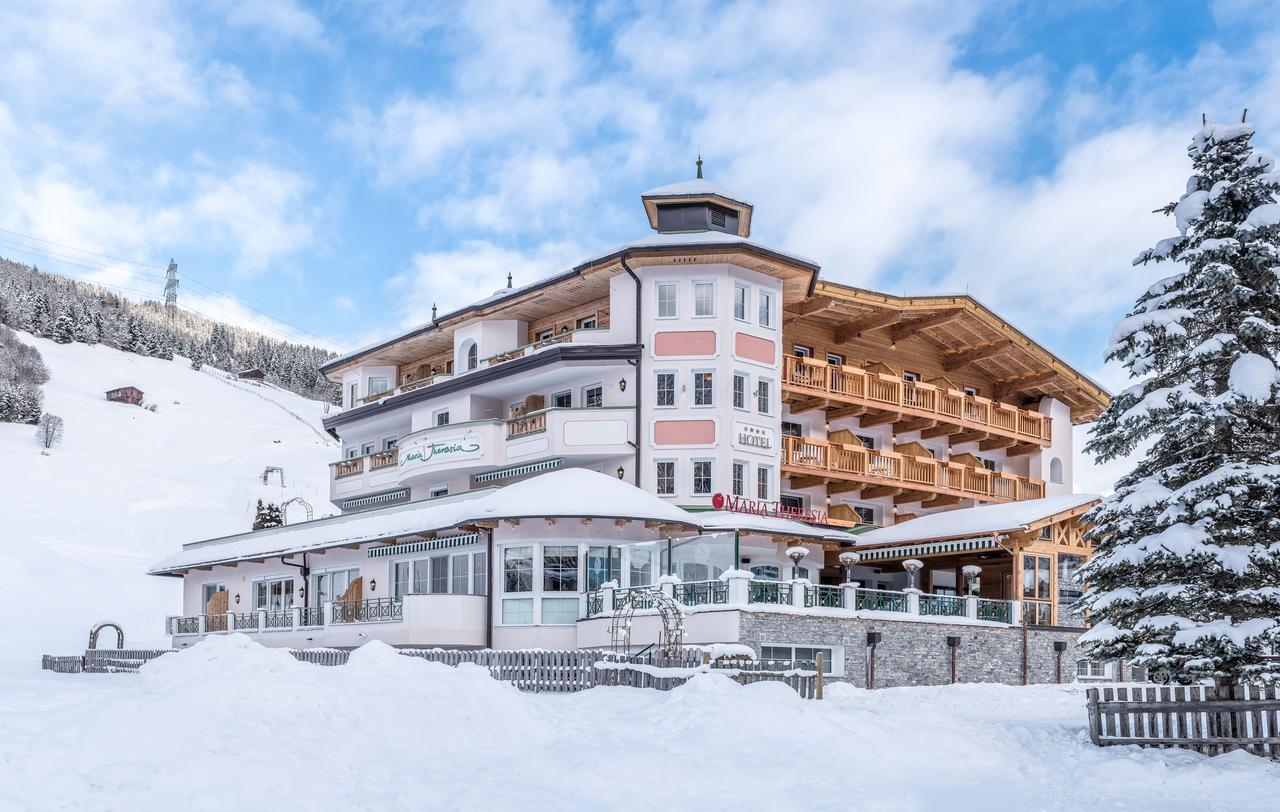 Hotel Maria Theresia 겔로스 외부 사진