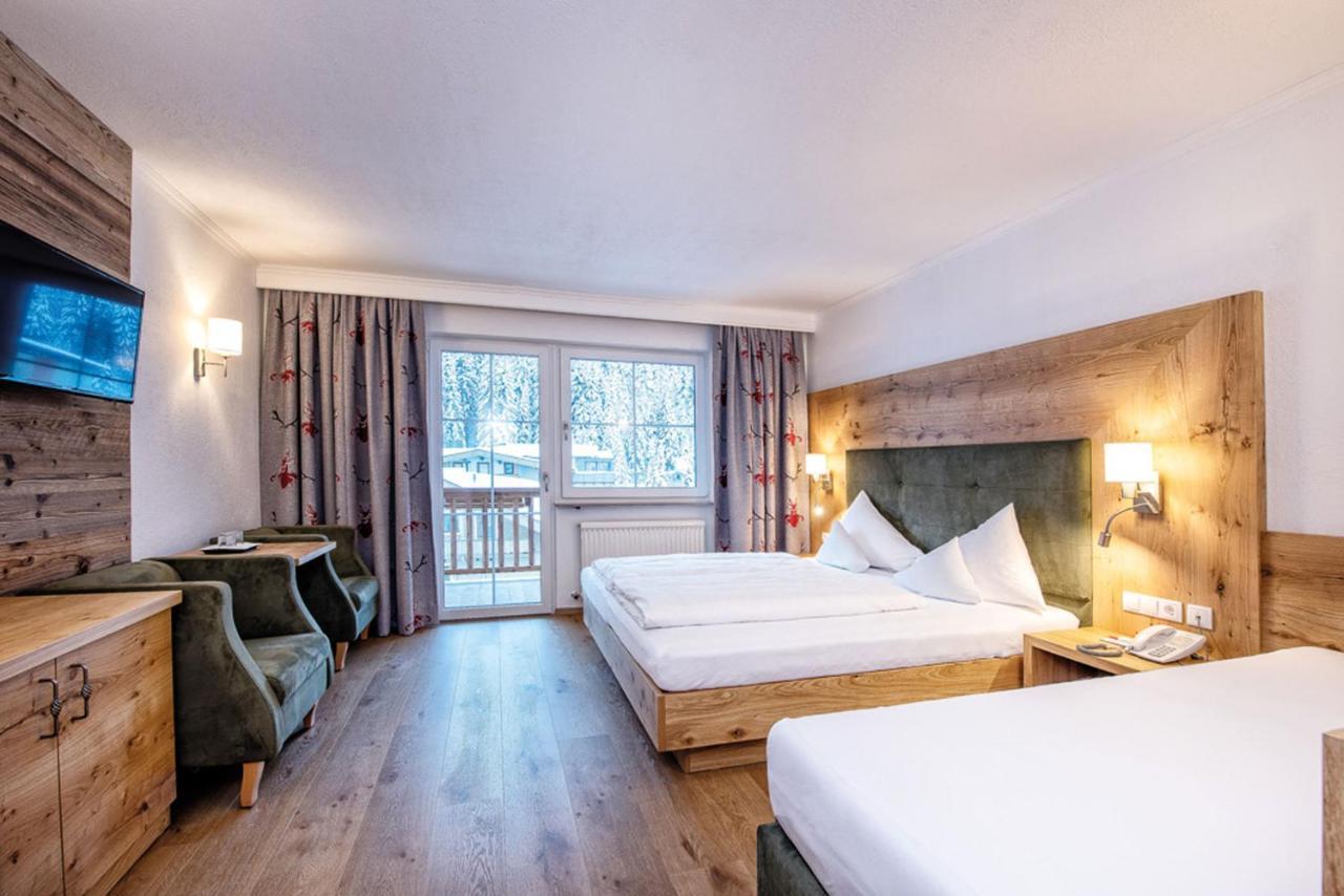 Hotel Maria Theresia 겔로스 외부 사진